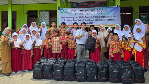 Abdul Nasib apresiasi konsistensi PT Musim Mas.(foto: andi/halloriau.com)