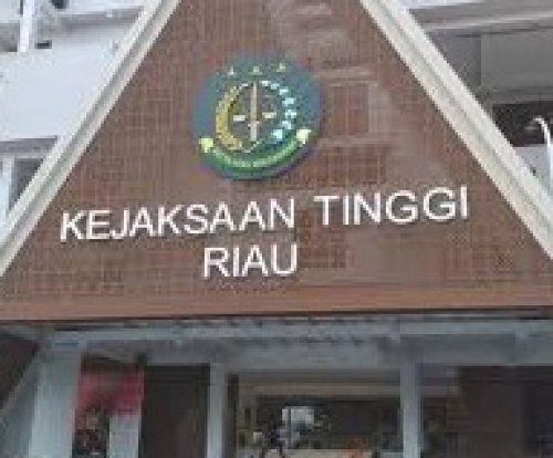 Kejaksaan Tinggi Riau.