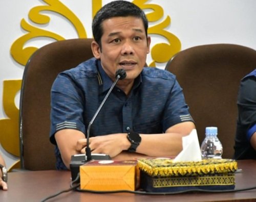 Ketua Fraksi Golkar DPRD Pekanbaru, Roni Amriel.